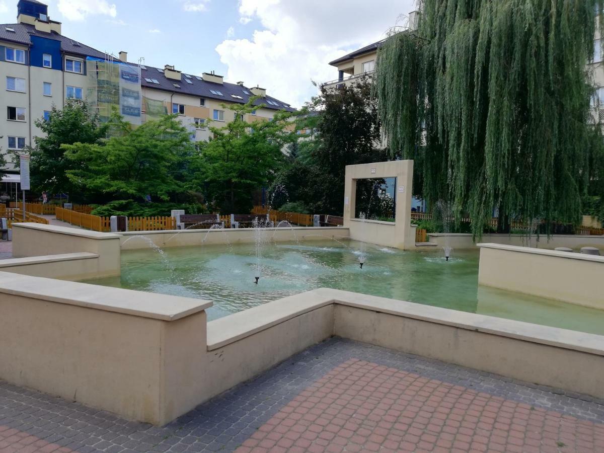 W Likwidacji - Zapraszamy Obok Apartment Warsawa Bagian luar foto